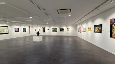 Studio Gallery 14
